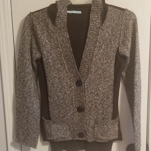 Women's sweater